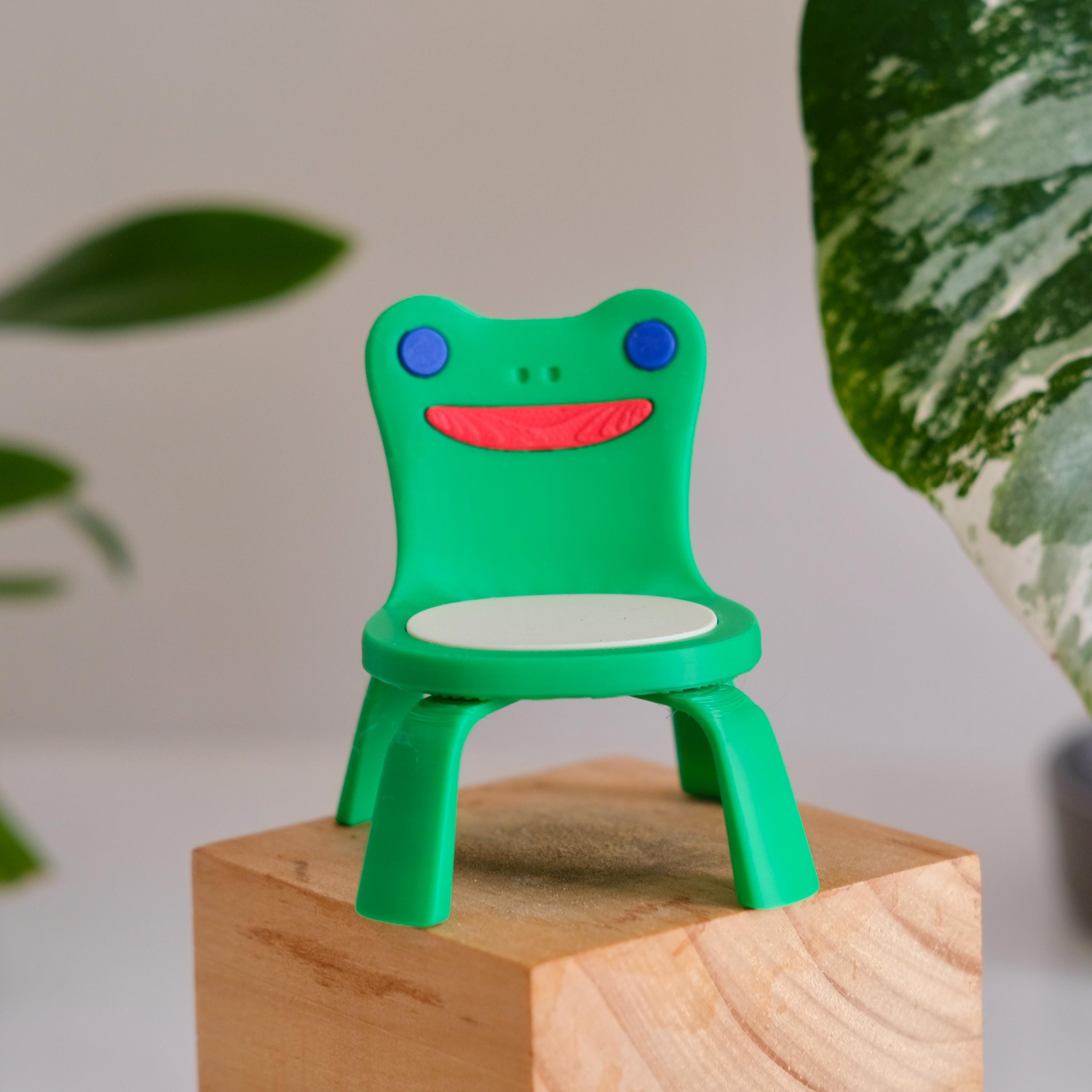 Froggy Chair | Customize