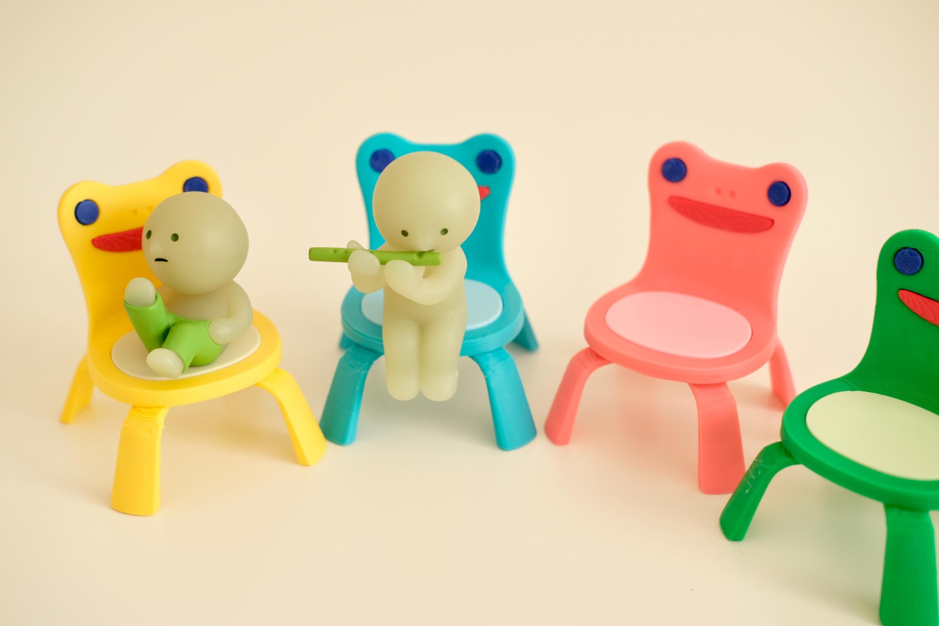 Froggy Chair | Customize