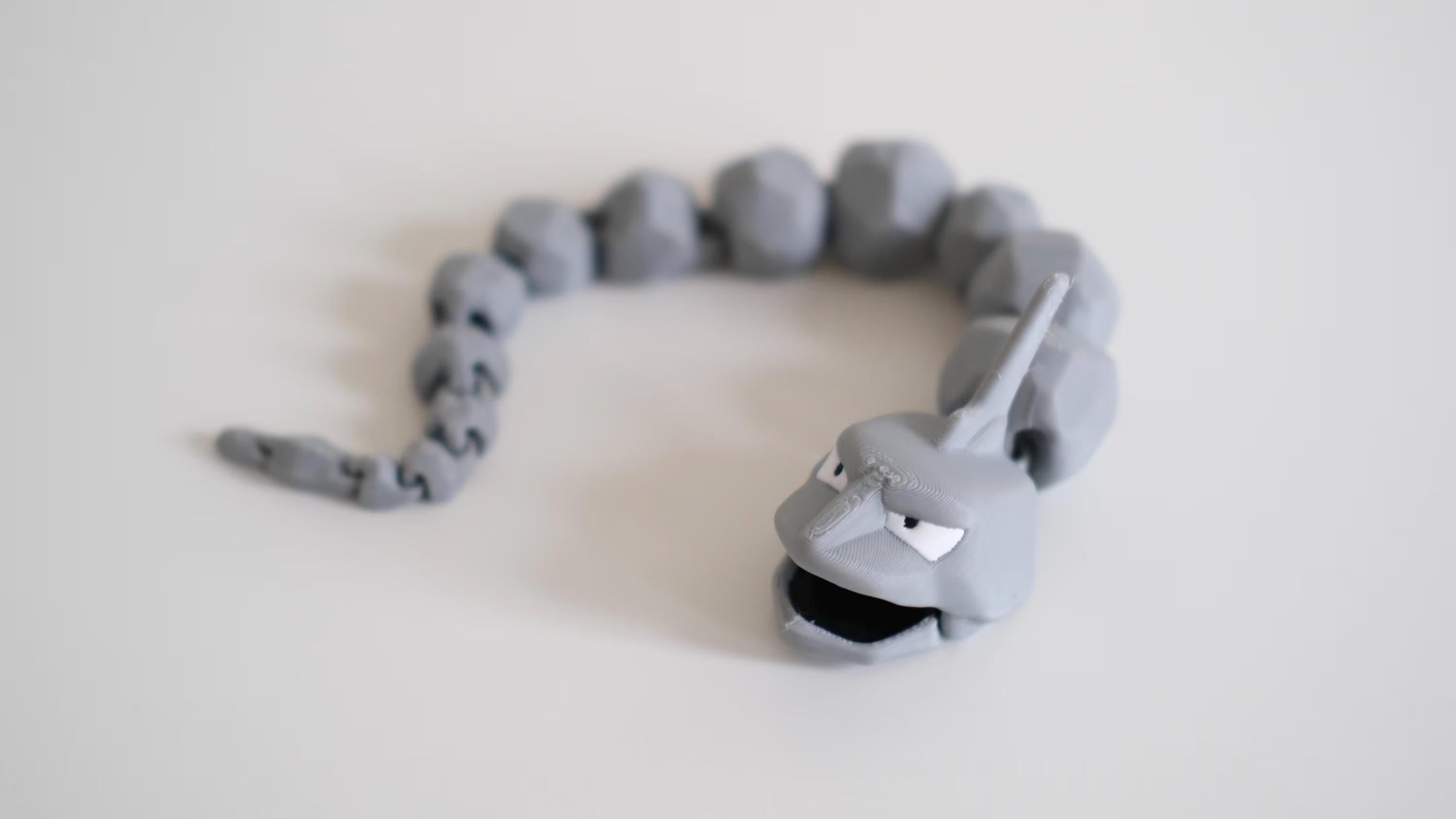Onix: Articulated Fidget Toy