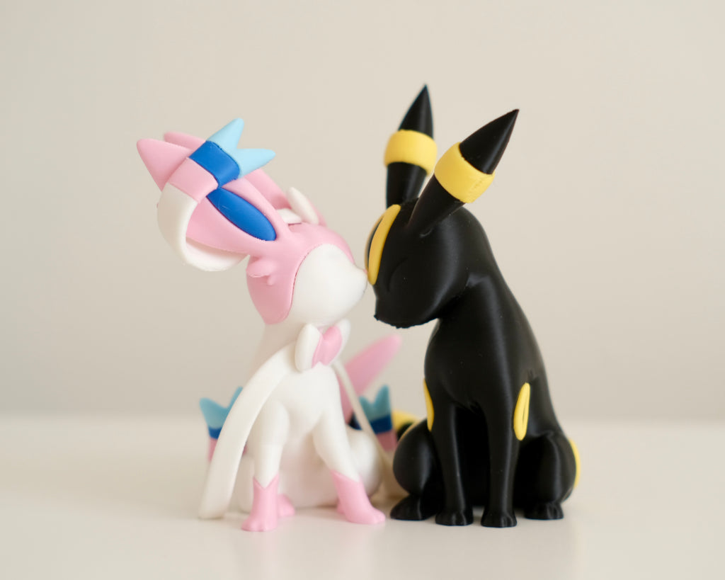 Sylveon & Umbreon Cake Topper