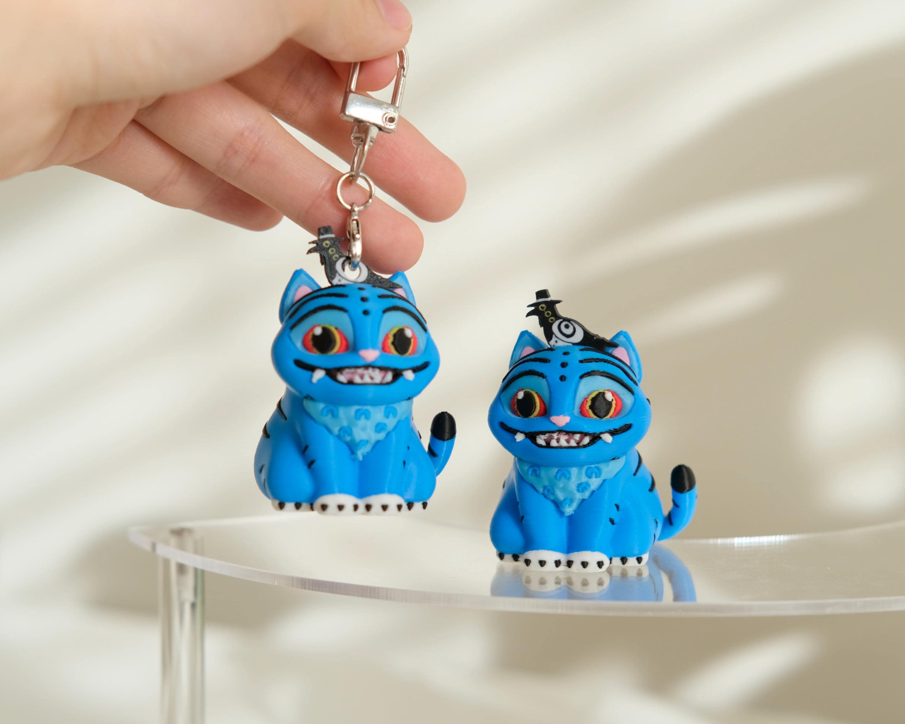 Kpop Demon H Derpy the Tiger | Glow-in-the-dark