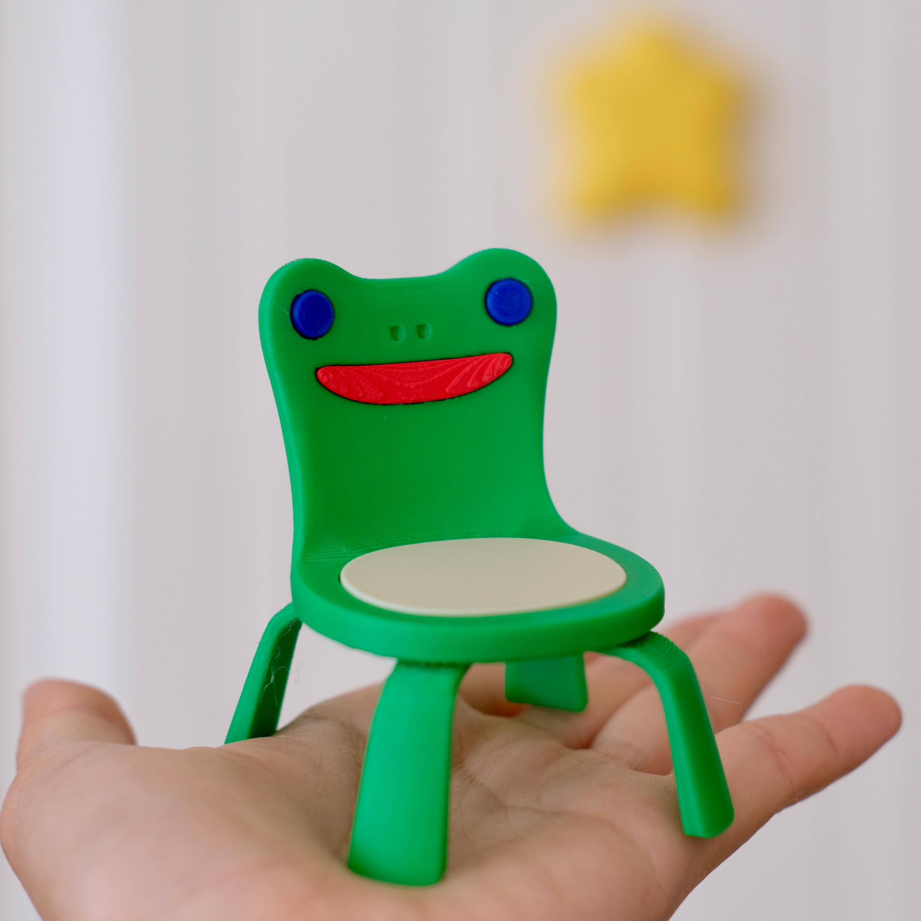 Froggy Chair | Customize