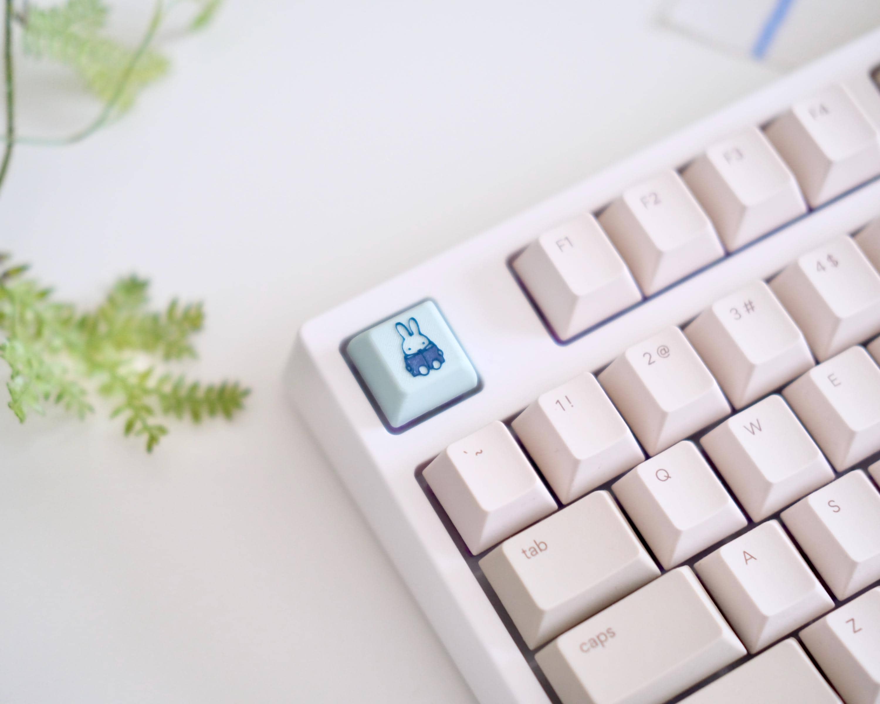 Miffy Inspired Reading Artisan Keycap | XDA Profile Cherry Stem