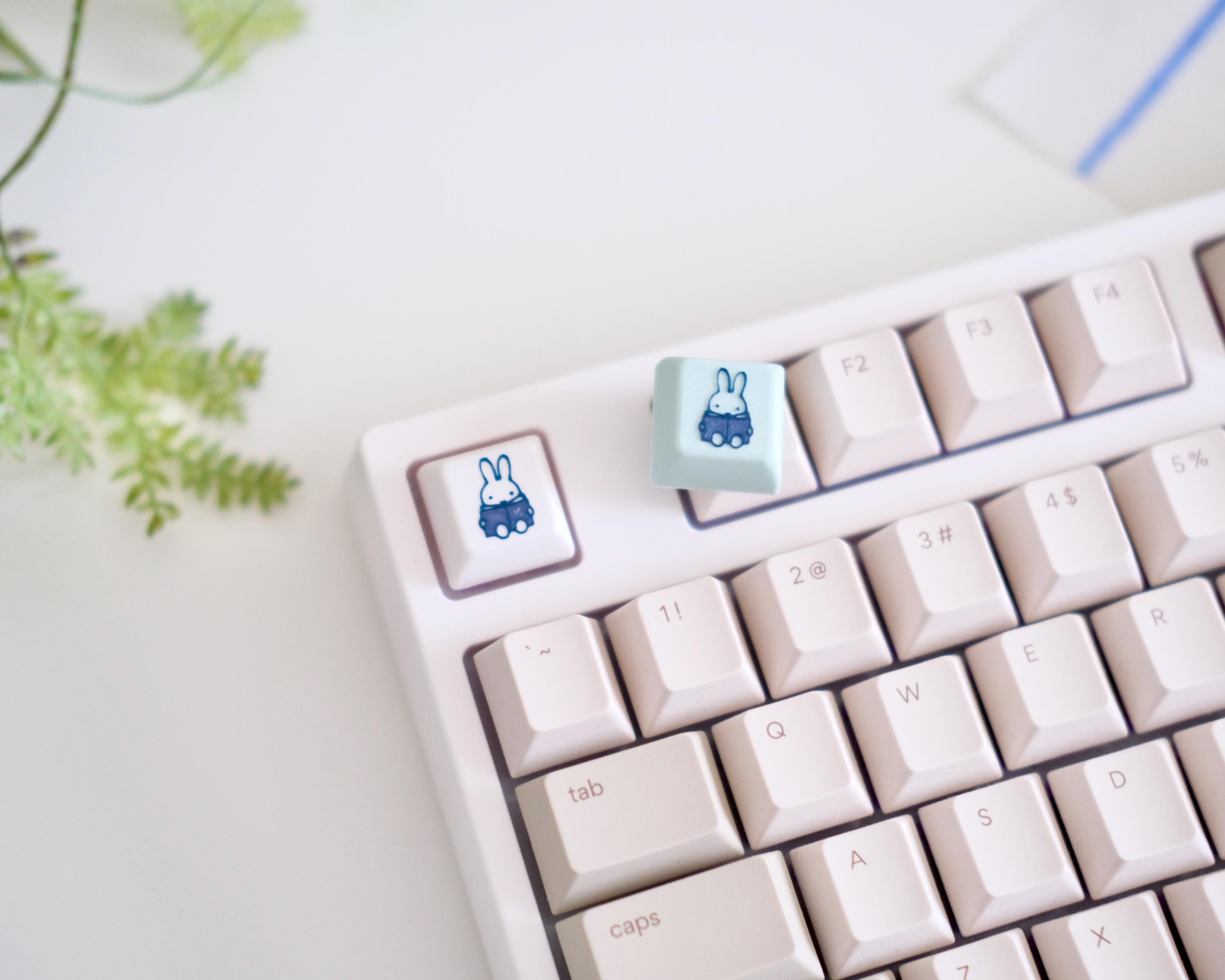 Miffy Inspired Reading Artisan Keycap | XDA Profile Cherry Stem