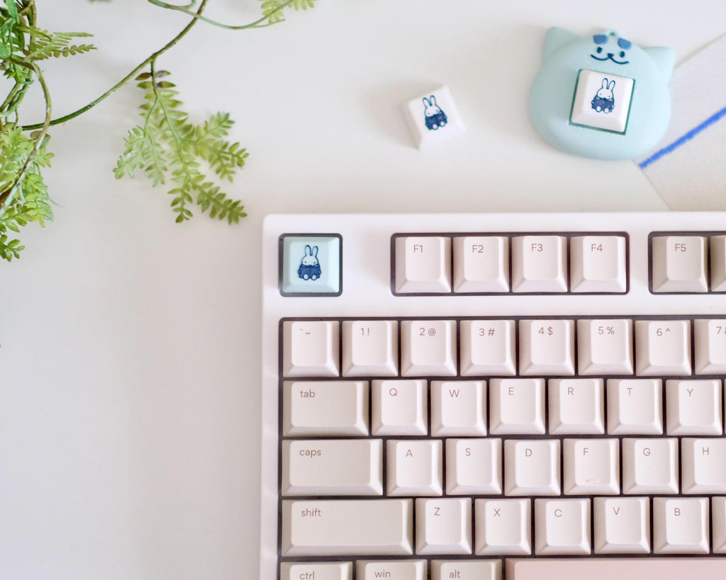 Miffy Inspired Reading Artisan Keycap | XDA Profile Cherry Stem