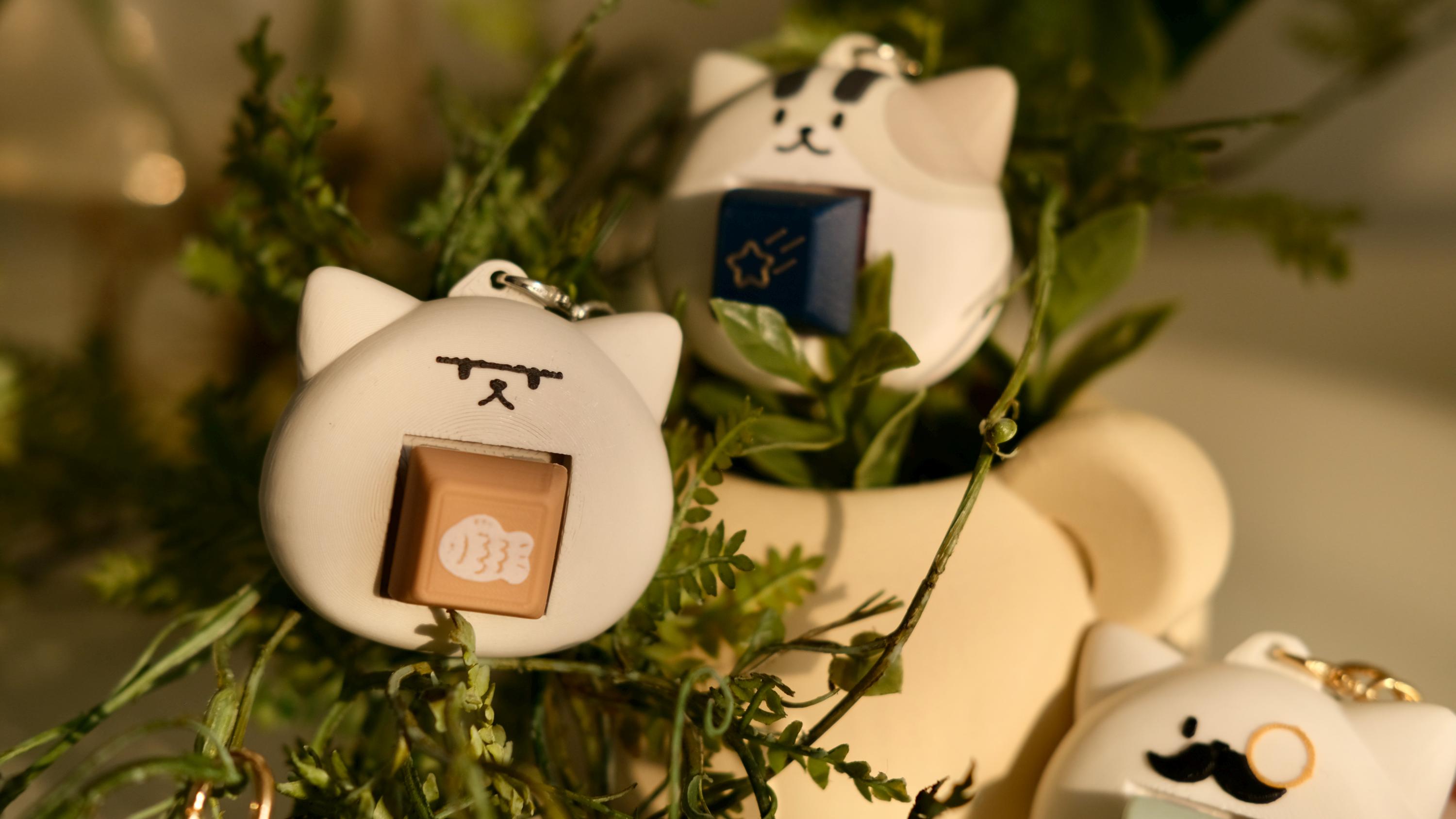 Customizable Cat Fidget Keychain | Stress Relief Clicker Toy